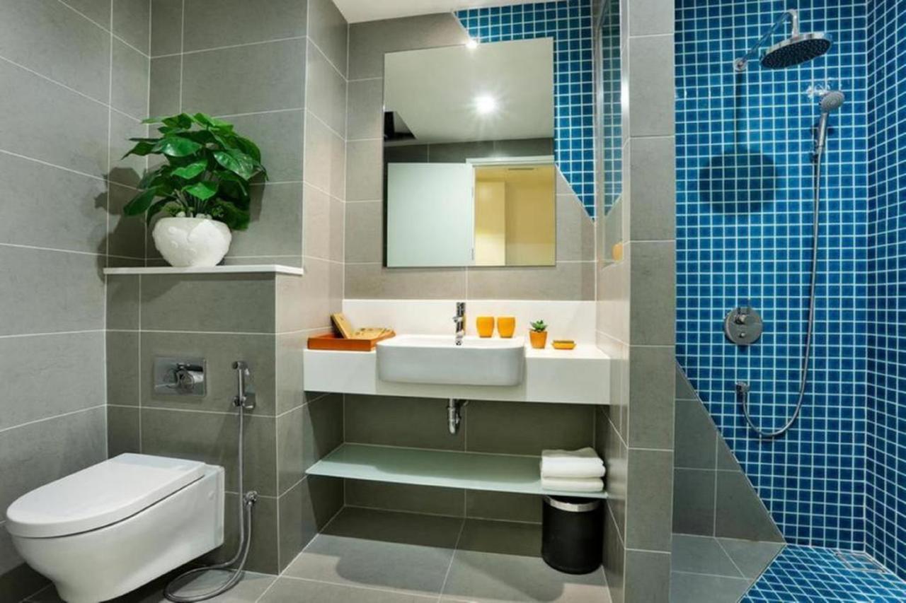 Parama Apartments Balcony Beachfront Нячанг Екстер'єр фото