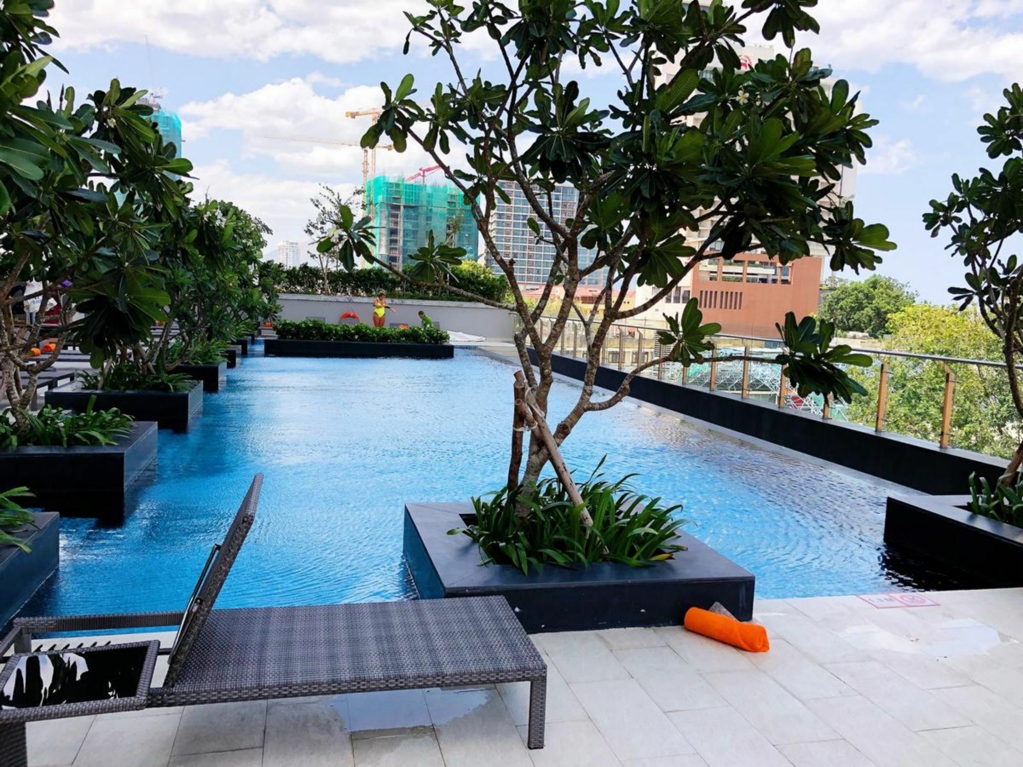 Parama Apartments Balcony Beachfront Нячанг Екстер'єр фото